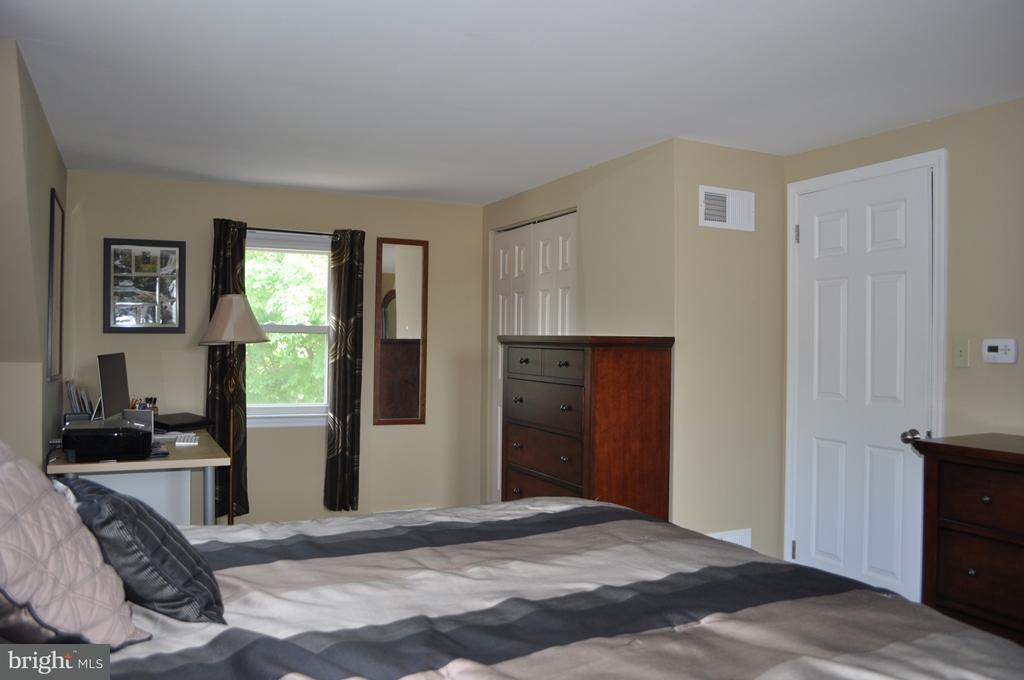 200 Queens Gate Road Lititz, PA 17543 - Photo 20 of 29 Gallery Image 20