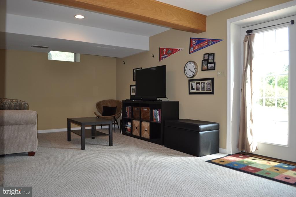 200 Queens Gate Road Lititz, PA 17543 - Photo 29 of 29 Gallery Image 29