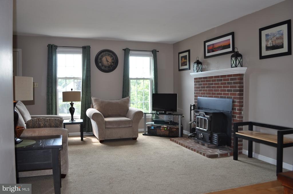 200 Queens Gate Road Lititz, PA 17543 - Photo 10 of 29 Gallery Image 10