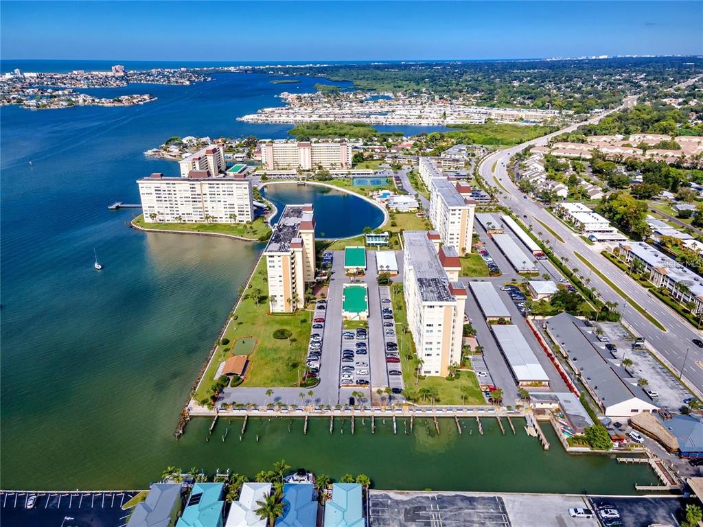 4650 Cove Circle, Unit 409 St. Petersburg, FL 33708 - Photo 3 of 41