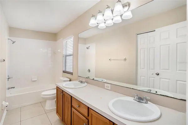 $2,200 | 12712 Longcrest Drive, Riverview, FL 33579