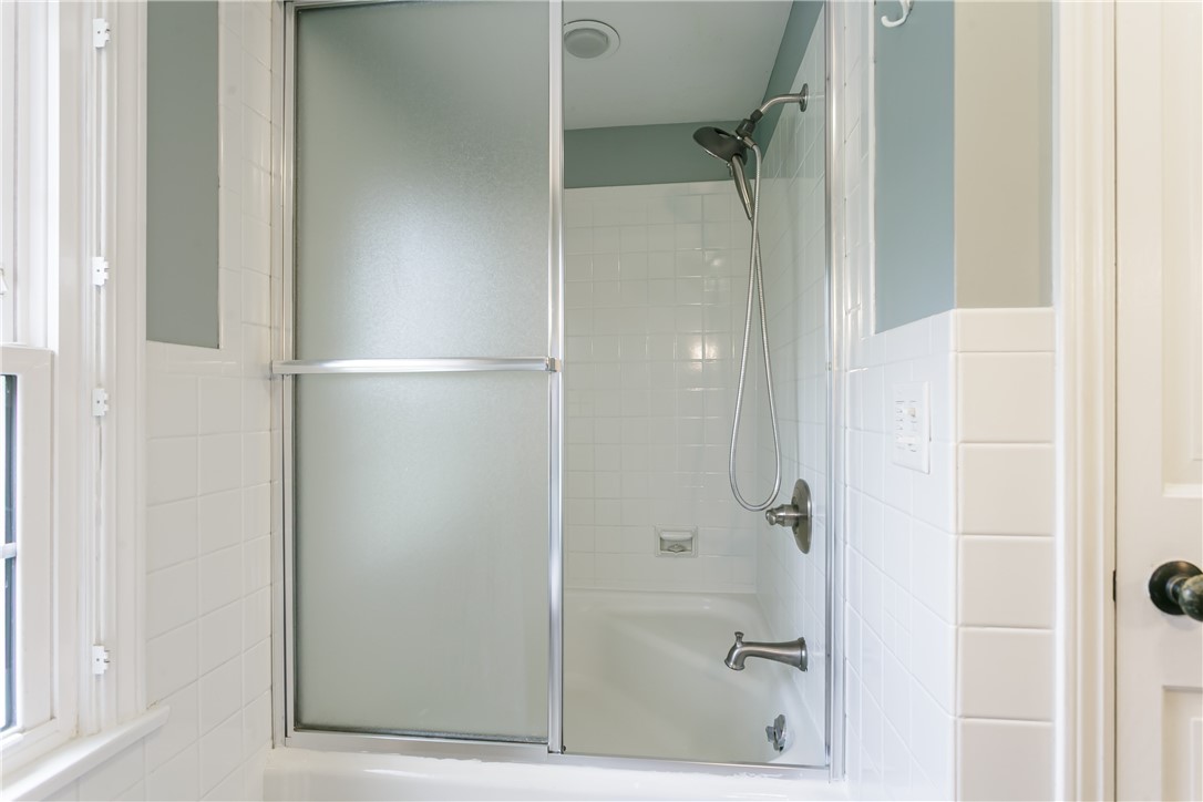 582 Pineglen Drive Webster, NY 14580 - Photo 36 of 49