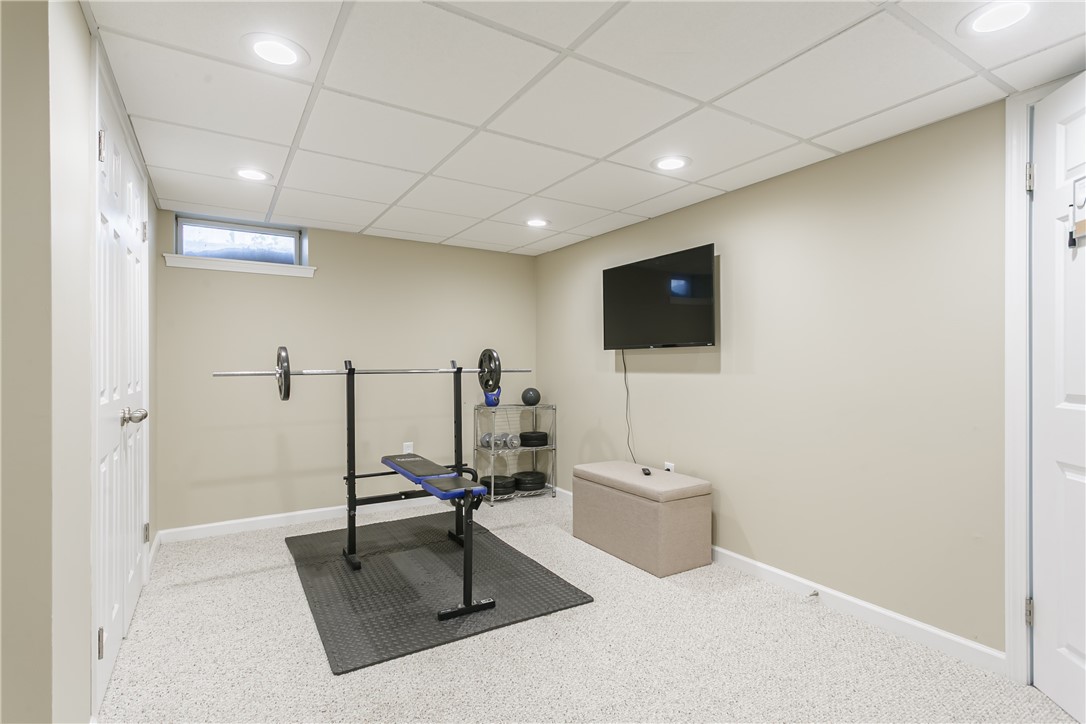 582 Pineglen Drive Webster, NY 14580 - Photo 40 of 49