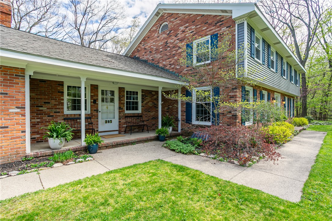 582 Pineglen Drive Webster, NY 14580 - Photo 4 of 49