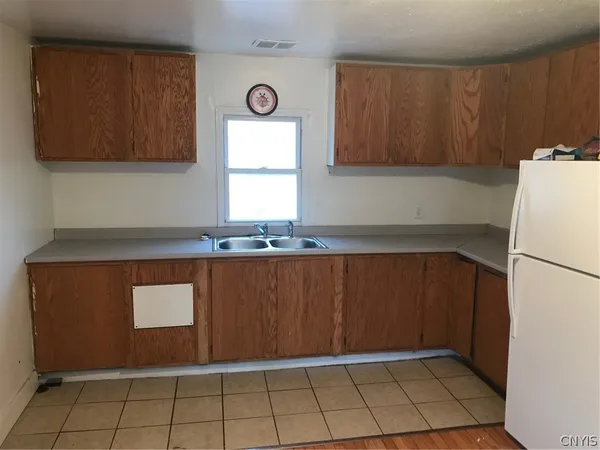 $675,000 | 2422 Lodi Street, Syracuse, NY 13208