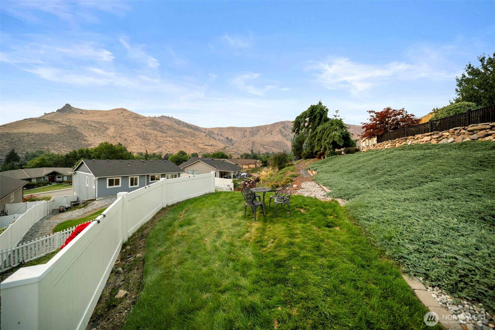 2012 Linville Drive Wenatchee, WA 98801 - Photo 34 of 40