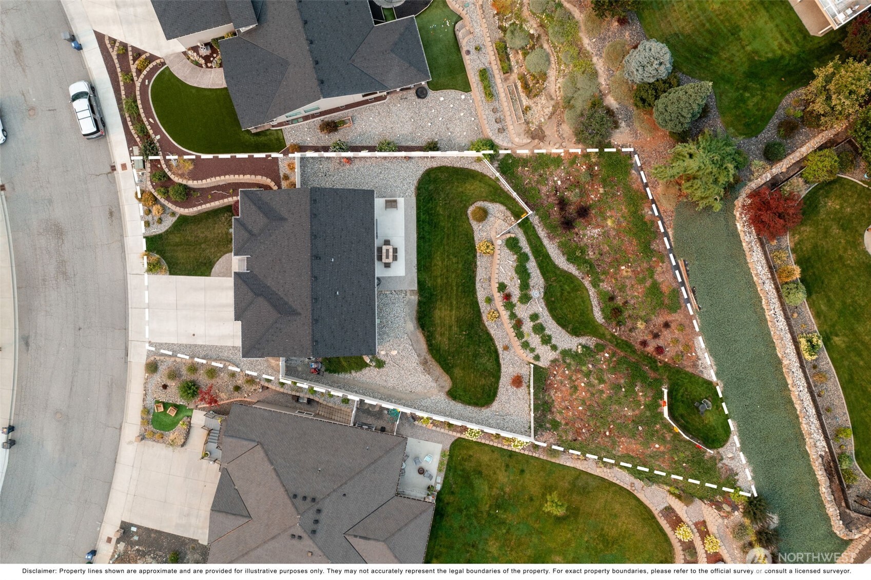 2012 Linville Drive Wenatchee, WA 98801 - Photo 39 of 40 an aerial view of a house with a garden