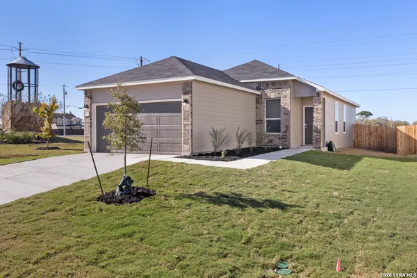 $219,852 | 3905 Woodside Drive, Seguin, TX 78155