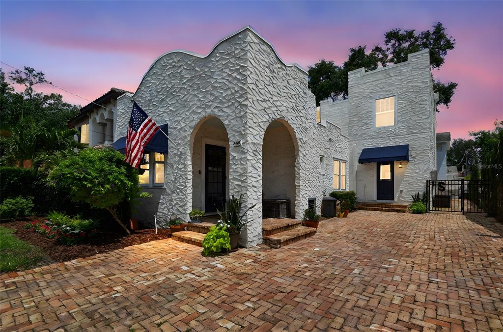 3405 West Palmira Ave  