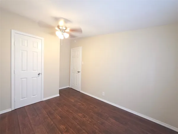 $1,575 | 9 Ridgeway Drive, Conroe, TX 77303