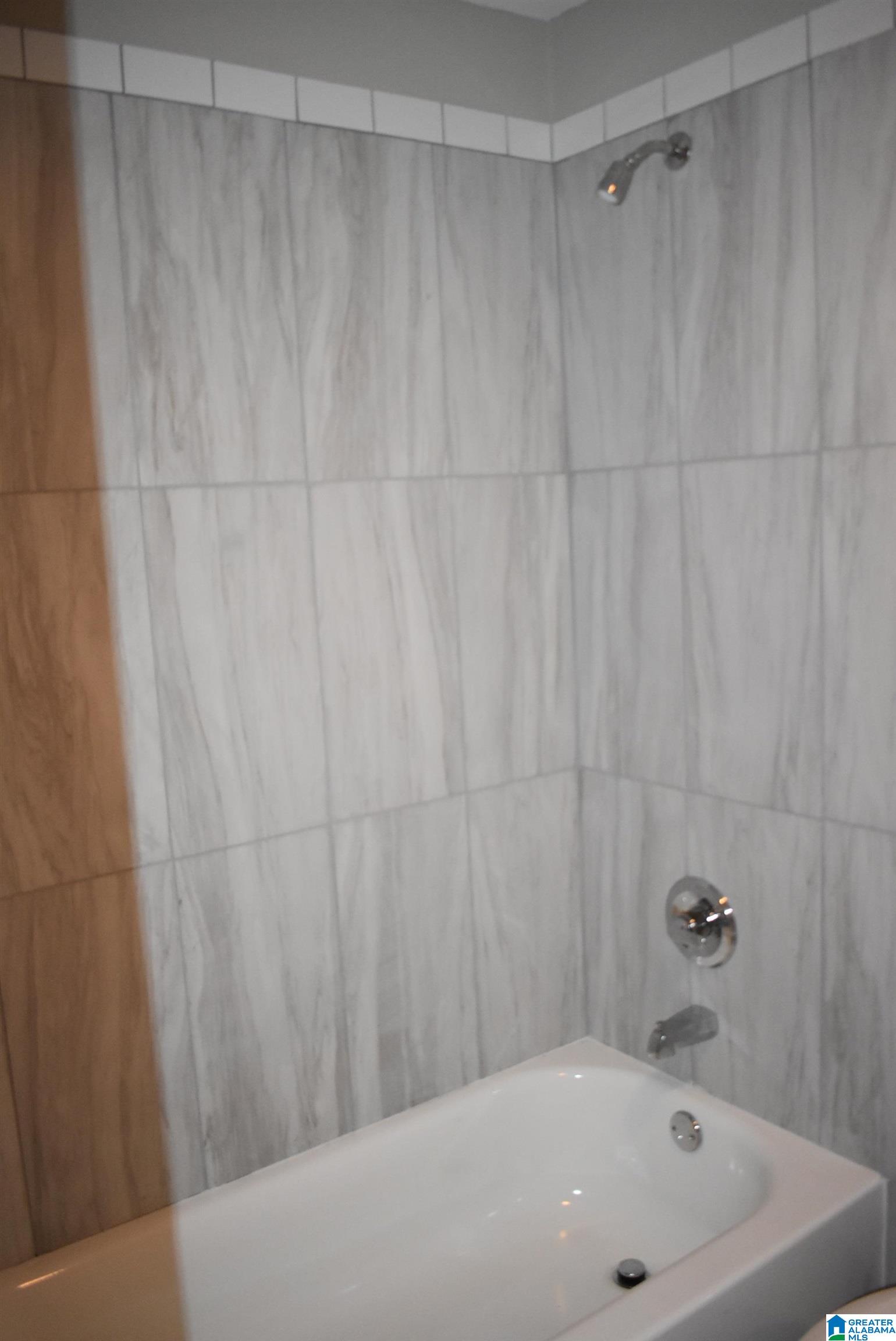6301 Perry Street Anniston, AL 36206 - Photo 7 of 16