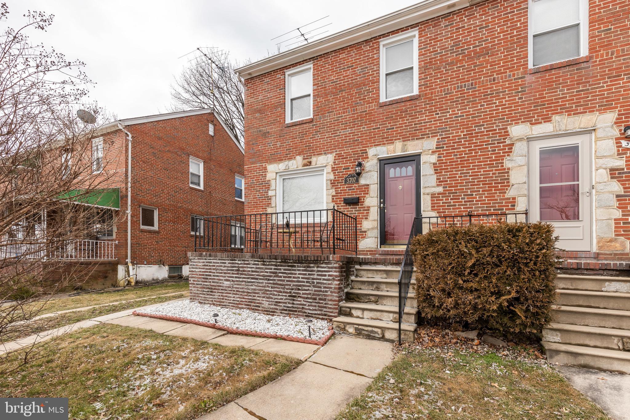 3707 Ridgecroft Road Baltimore, MD 21206 - Photo 3 of 35 All Brick Semi-Detached in Waltherson Community!