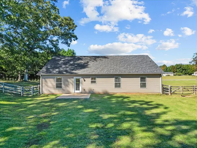 $325,000 | 141 Old Settle Road, Inman, SC 29349