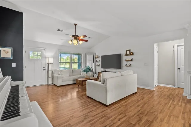 $325,000 | 141 Old Settle Road, Inman, SC 29349