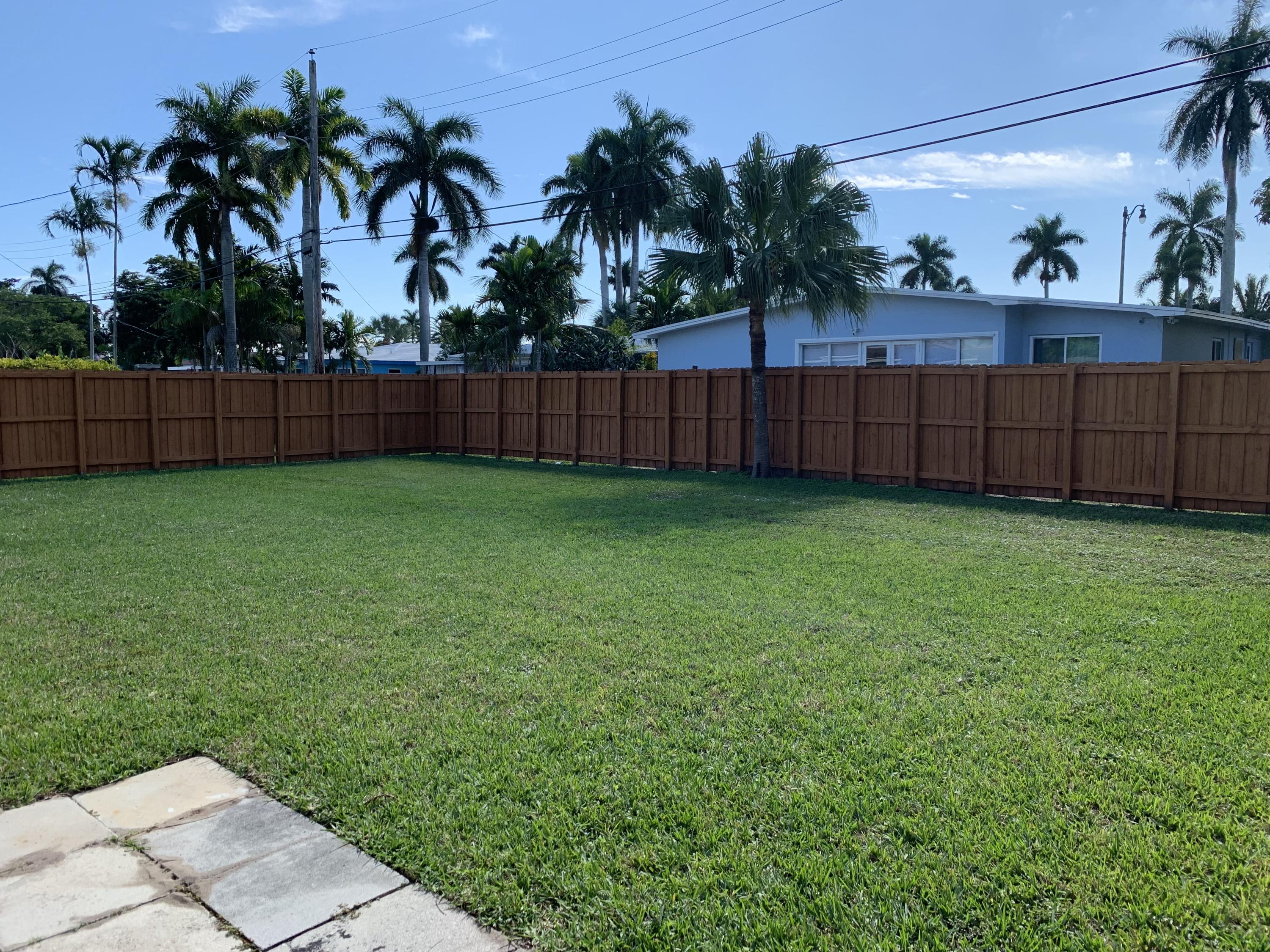 3118 Tyler Street Hollywood, FL 33021 - Photo 18 of 18 IMG_4364