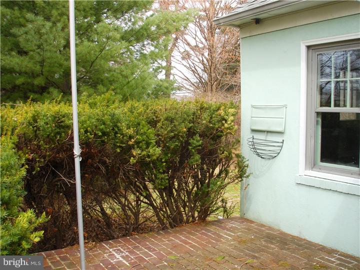 111 Moyer Road Chalfont, PA 18914 - Photo 3 of 21 Gallery Image 3