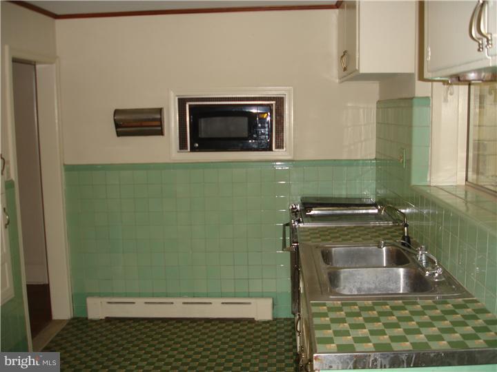 111 Moyer Road Chalfont, PA 18914 - Photo 8 of 21 Gallery Image 8