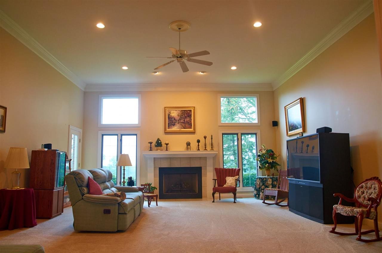 604 Heltonville Road East Bedford, IN 47421 - Photo 3 of 33 Gallery Image 3