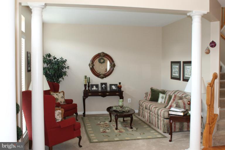 1321 Stallion Street Ranson, WV 25438 - Photo 24 of 29 Living Room