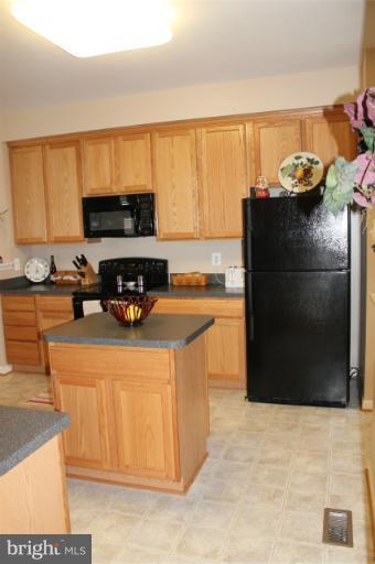 1321 Stallion Street Ranson, WV 25438 - Photo 5 of 29 Kitchen
