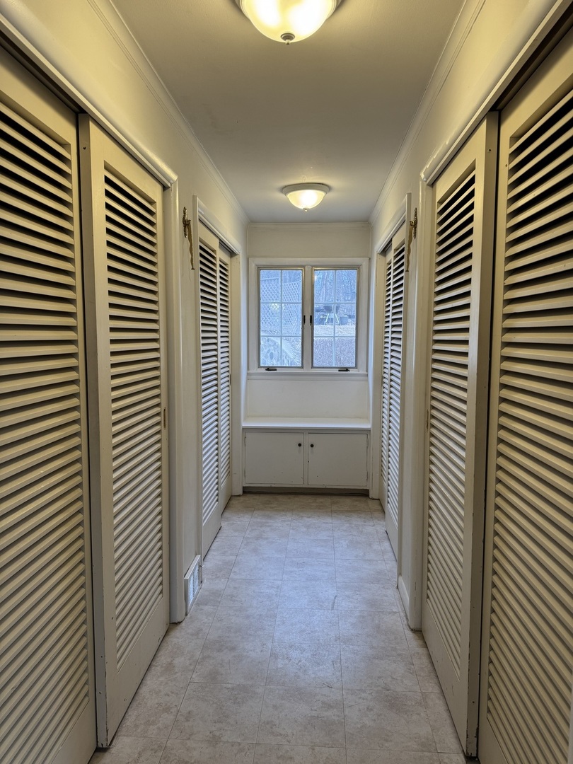99 West County Line Road, Unit C Barrington Hills, IL 60010 - Photo 25 of 34