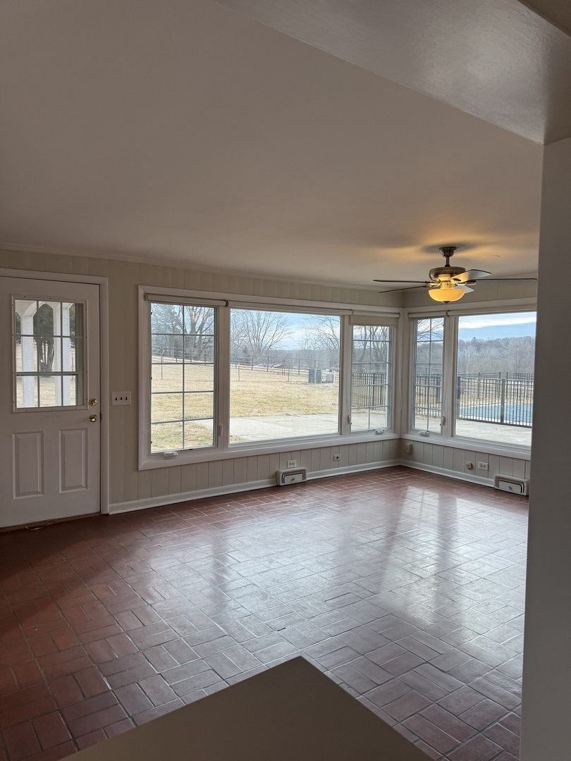 99 West County Line Road, Unit C Barrington Hills, IL 60010 - Photo 33 of 34