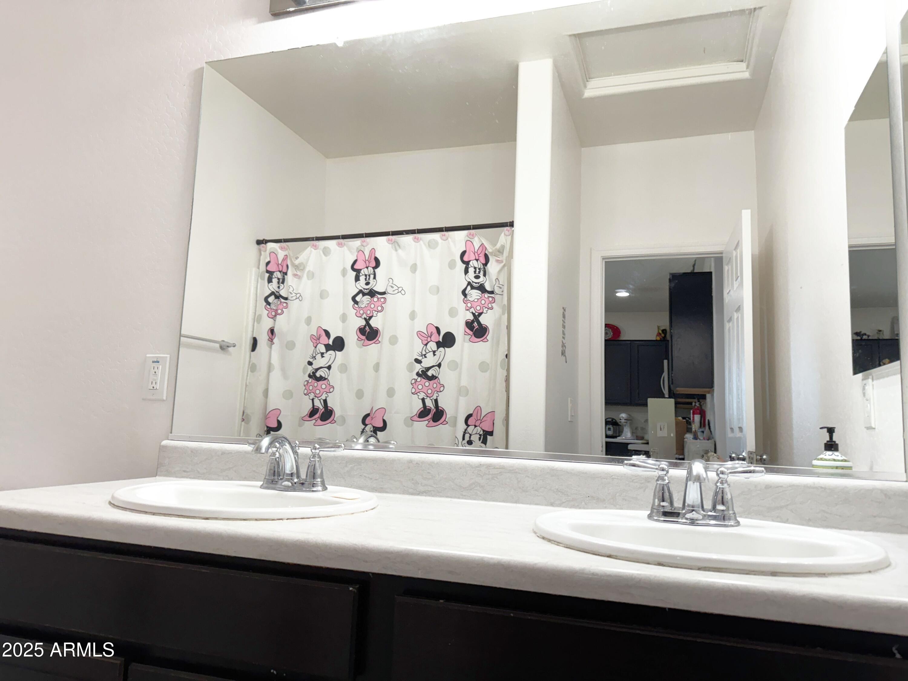 17593 West Daley Lane Surprise, AZ 85387 - Photo 11 of 16 IMG_6165_genErase