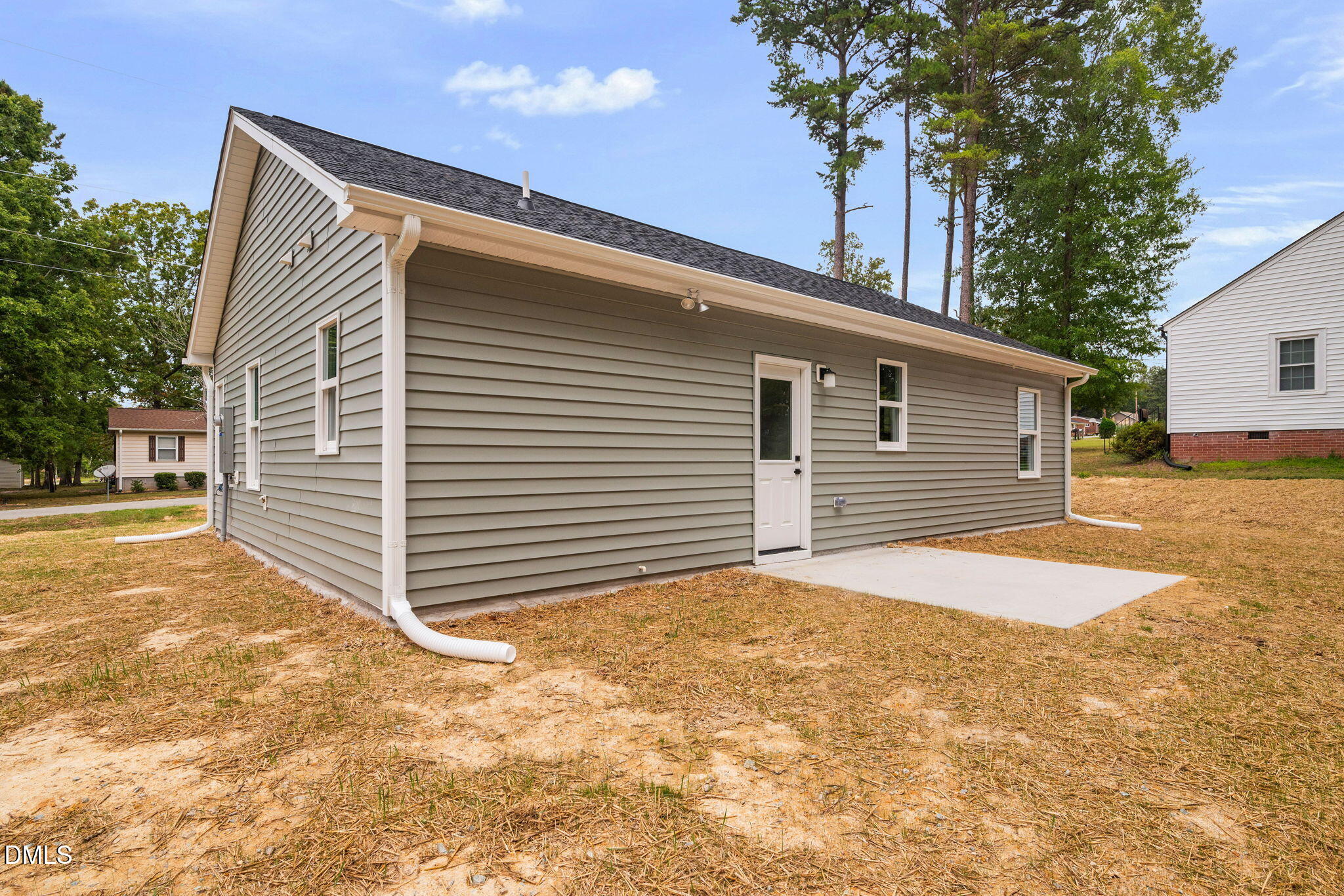 183 Magnolia Drive Roxboro, NC 27573 - Photo 11 of 31 a backyard of a house