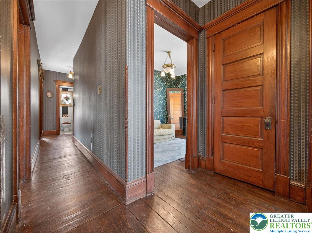231 Main Street Slatington, PA 18080 - Photo 28 of 44