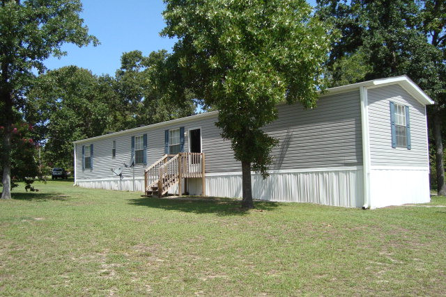 1102 Cleveland Street Elloree, SC 29047 - Photo 1 of 1