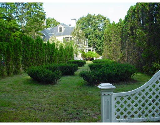 357 Sterling Road Lancaster, MA 01523 - Photo 5 of 20