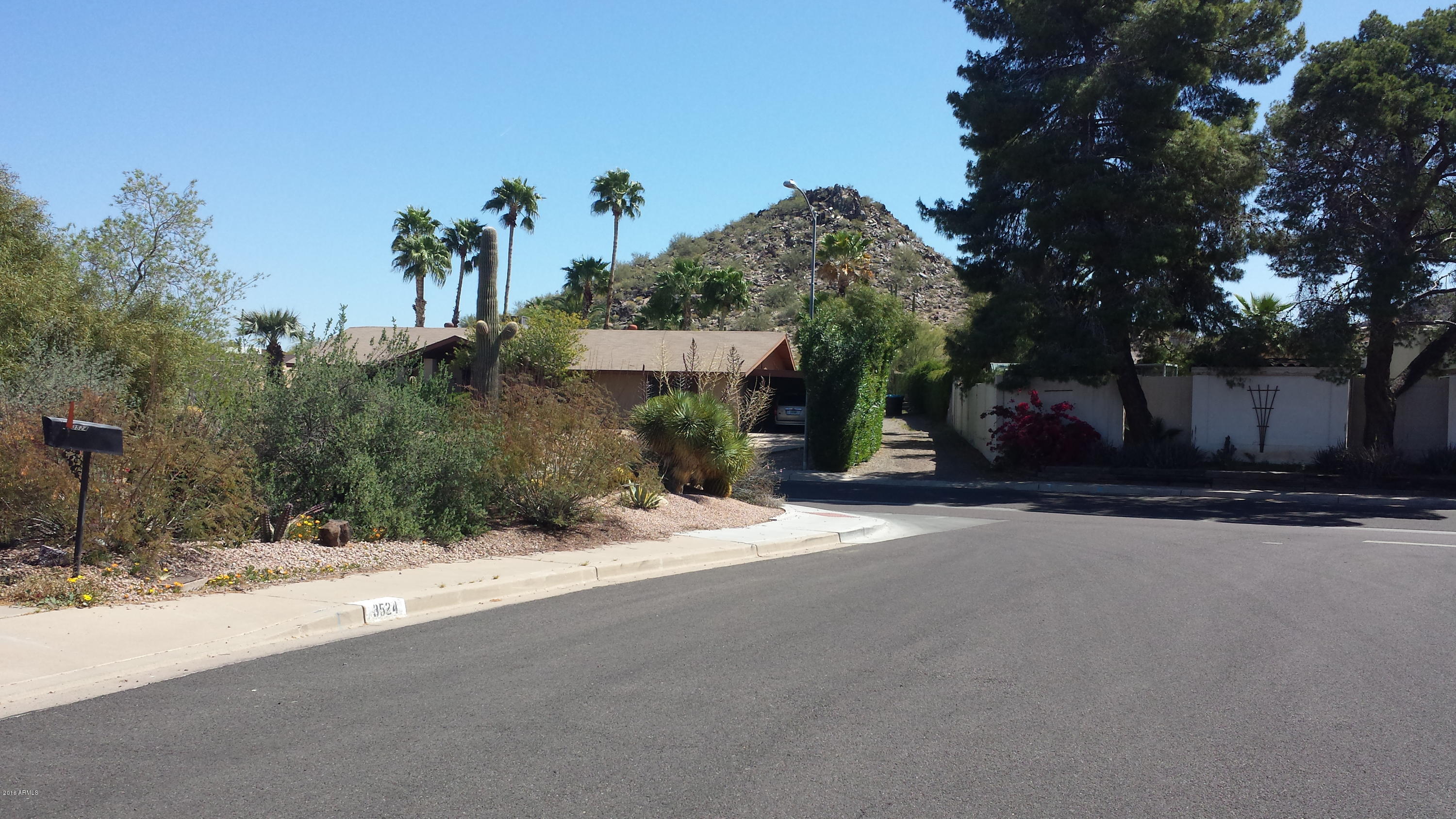 3514 East Hatcher Road Phoenix, AZ 85028 - Photo 8 of 10 20160325_113335