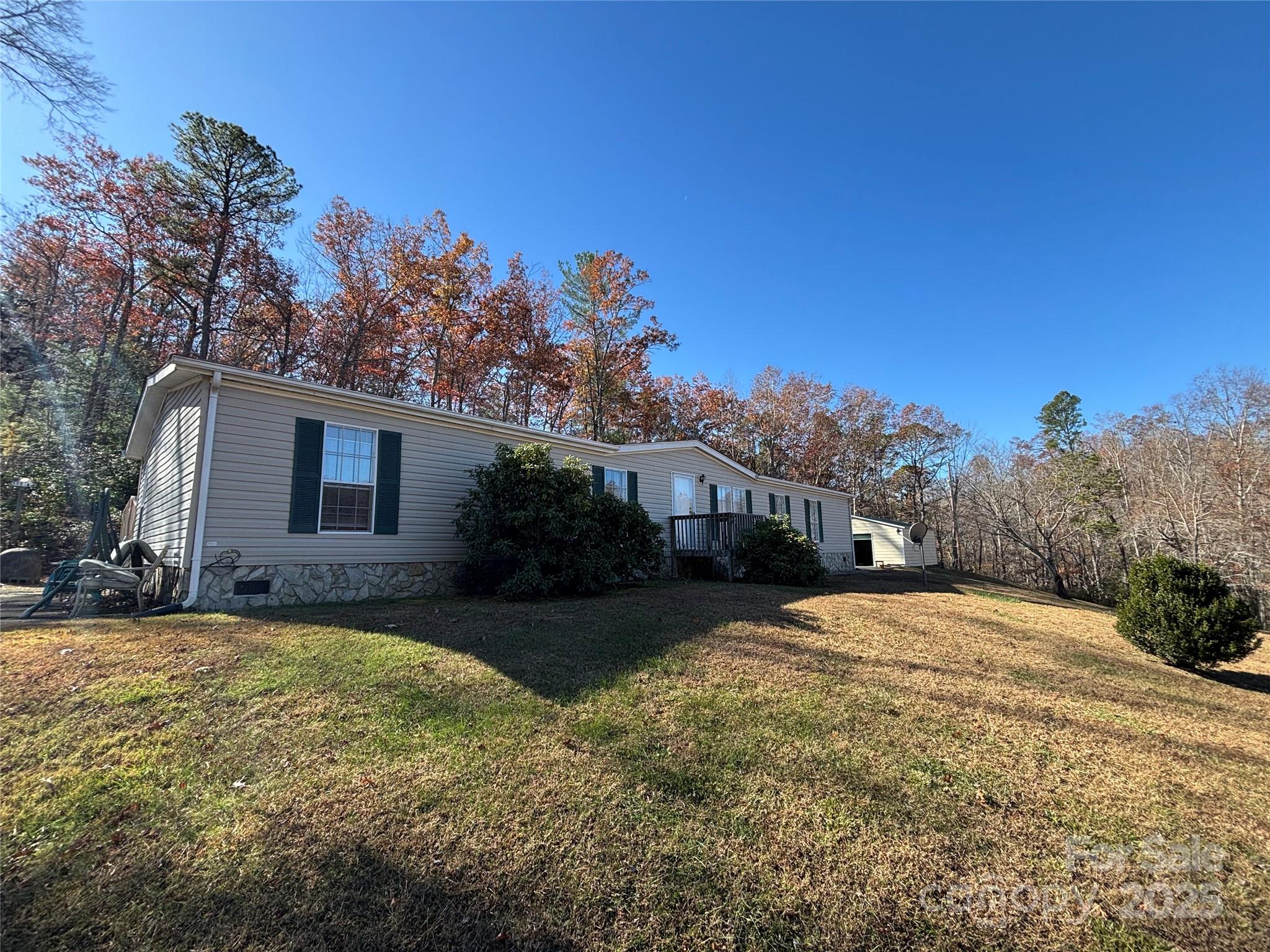 930 DC Johnson Road Marion, NC 28752 - Photo 2 of 37 Gallery Image 2