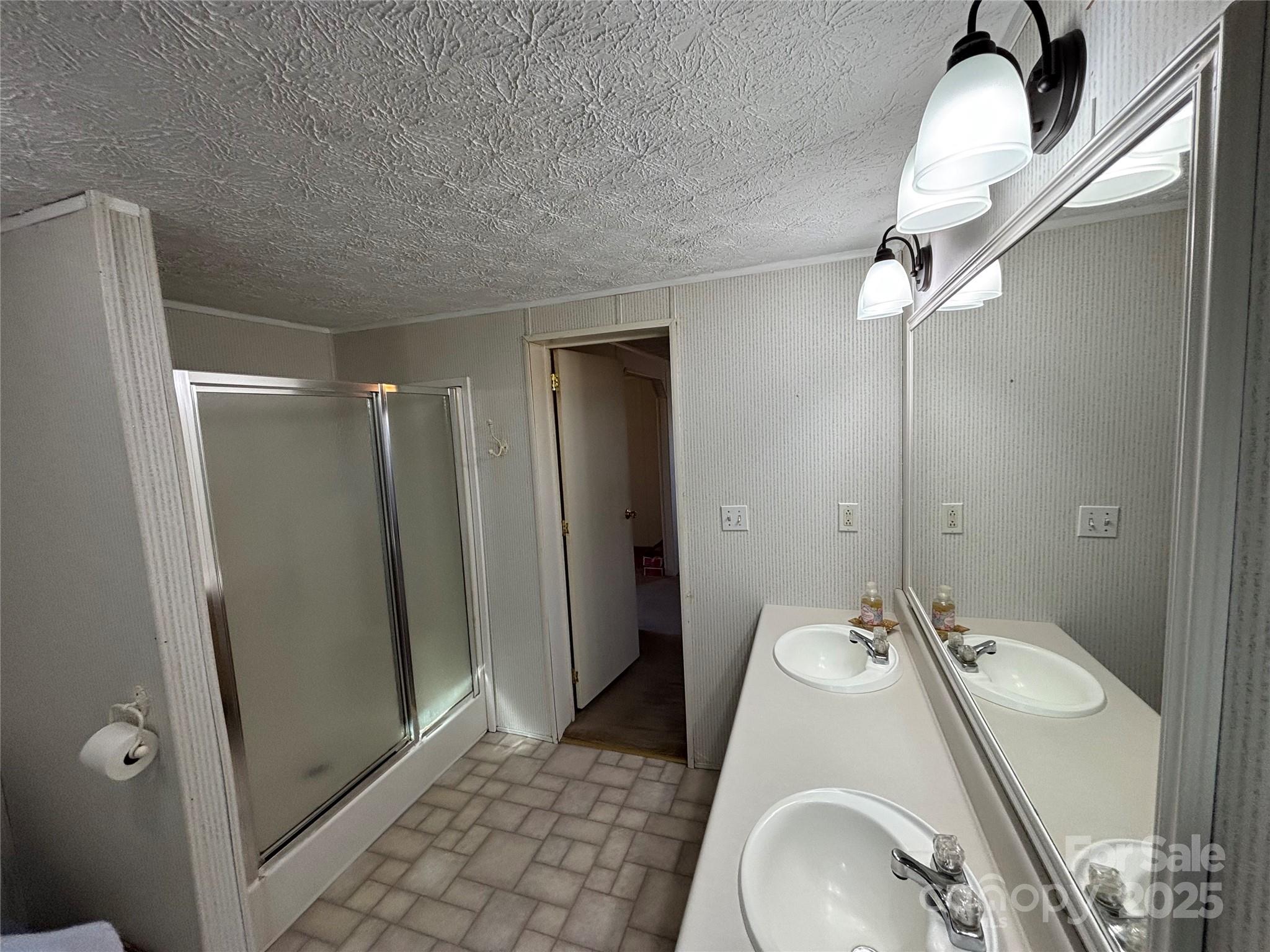 930 DC Johnson Road Marion, NC 28752 - Photo 27 of 37 Gallery Image 27