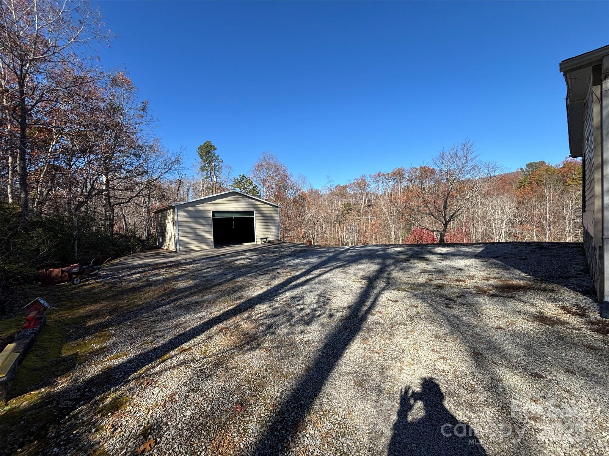 930 DC Johnson Road Marion, NC 28752 - Photo 8 of 37 Gallery Image 8