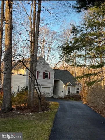 $708,000 | 4302 Orkney Court, Woodbridge, VA 22192