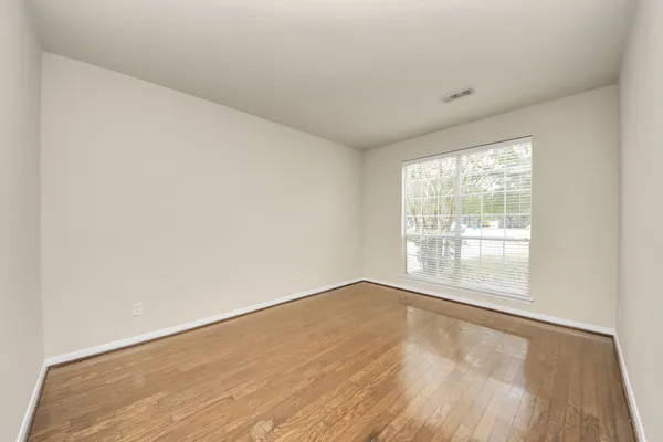 $385,000 | 28306 Peper Hollow Lane, Spring, TX 77386