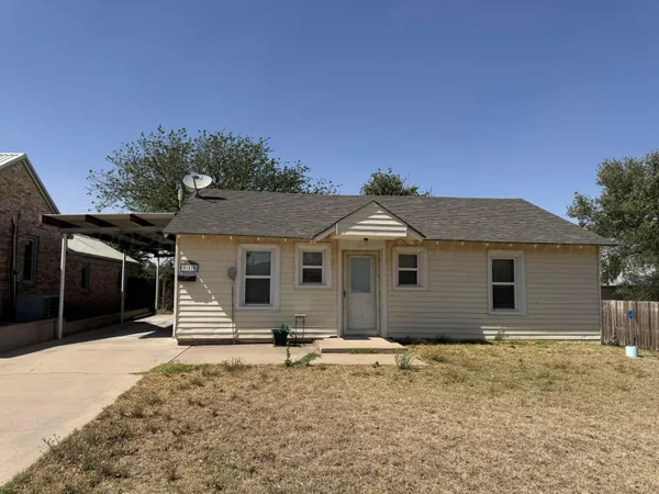 $95,900 | 915 Ash Street, Canadian, TX 79014