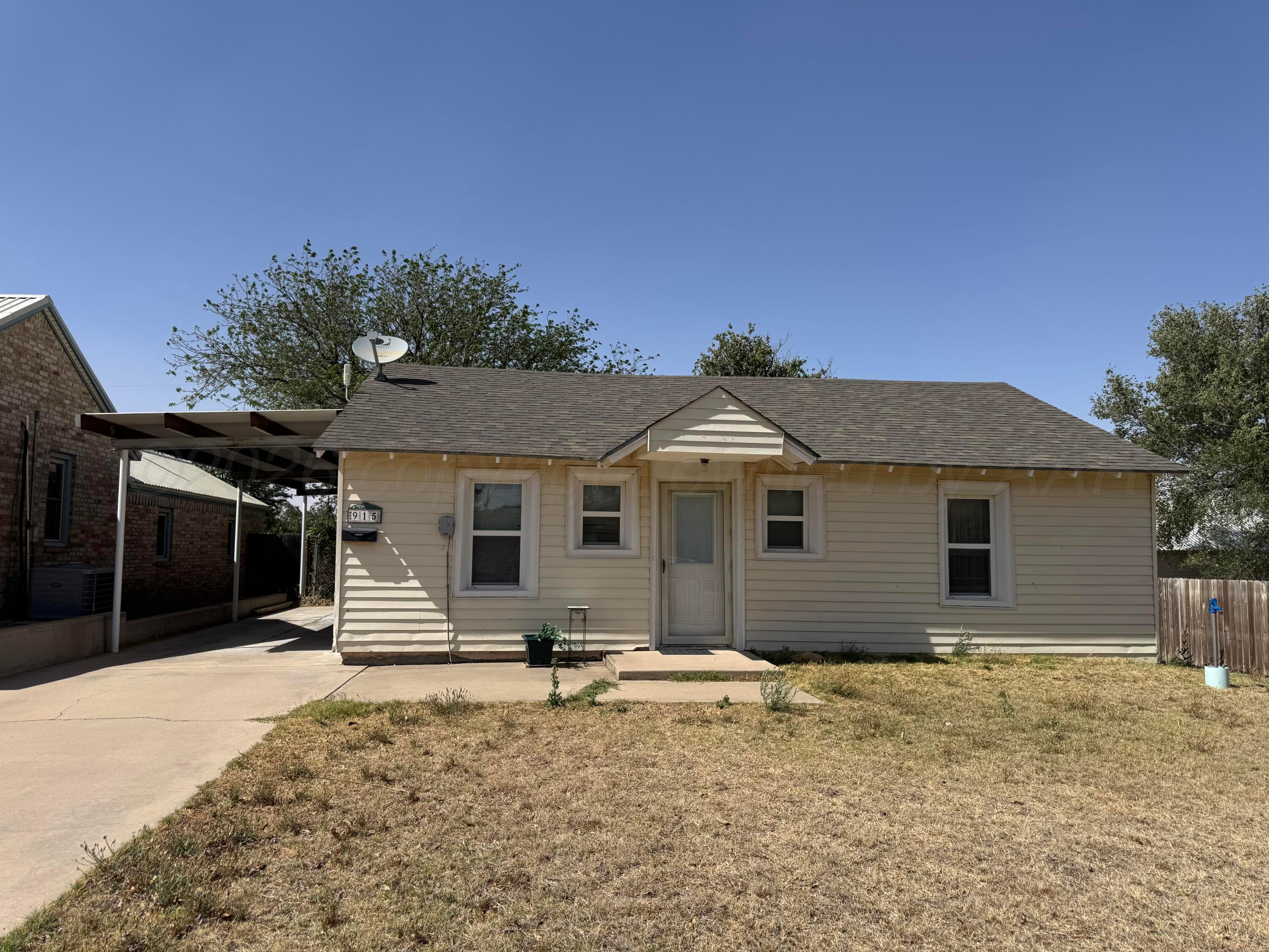 915 Ash Street Canadian, TX 79014 - Photo 1 of 15 IMG_0441