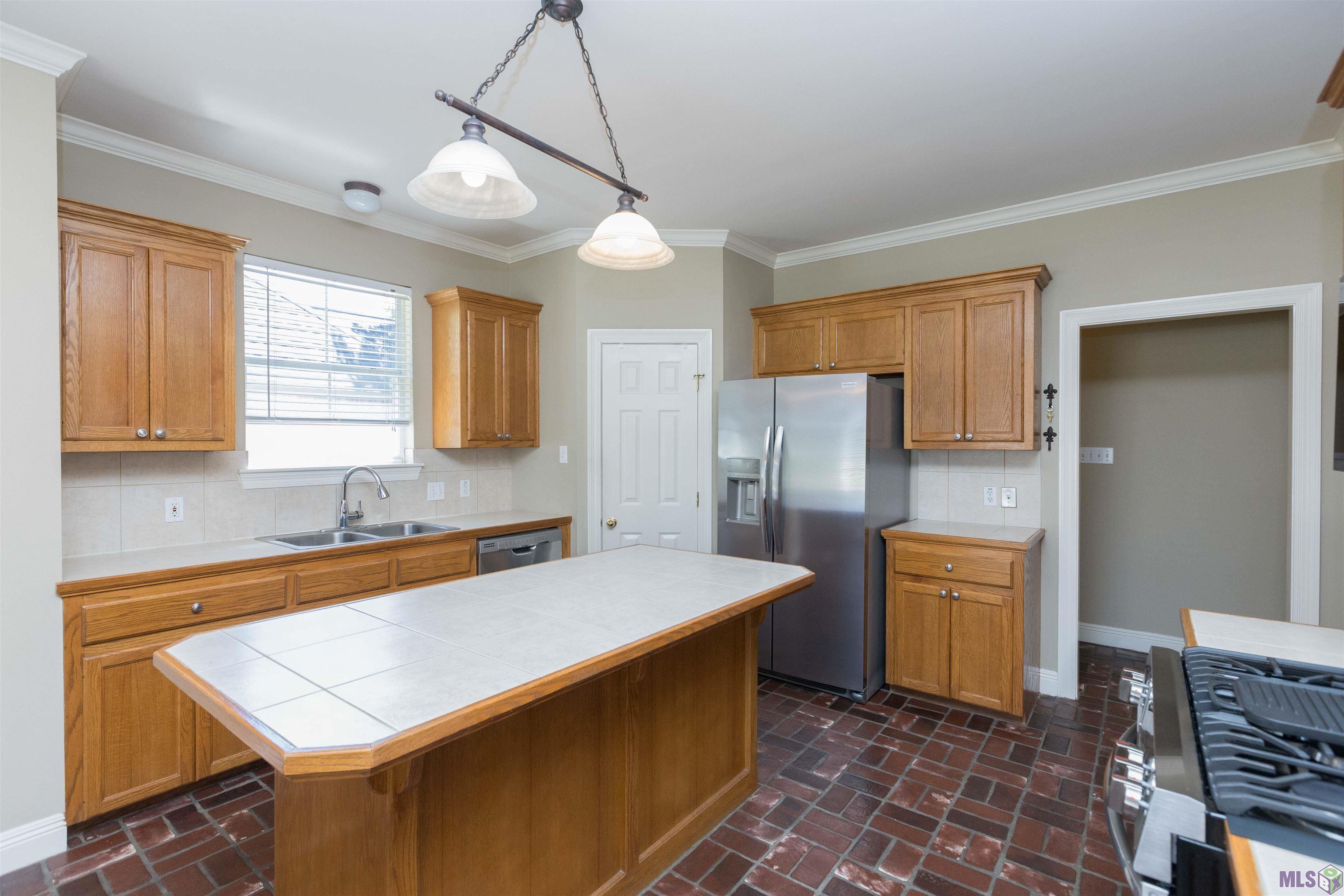 17856 Jefferson Ridge Drive Baton Rouge, LA 70817 - Photo 5 of 31 Kitchen