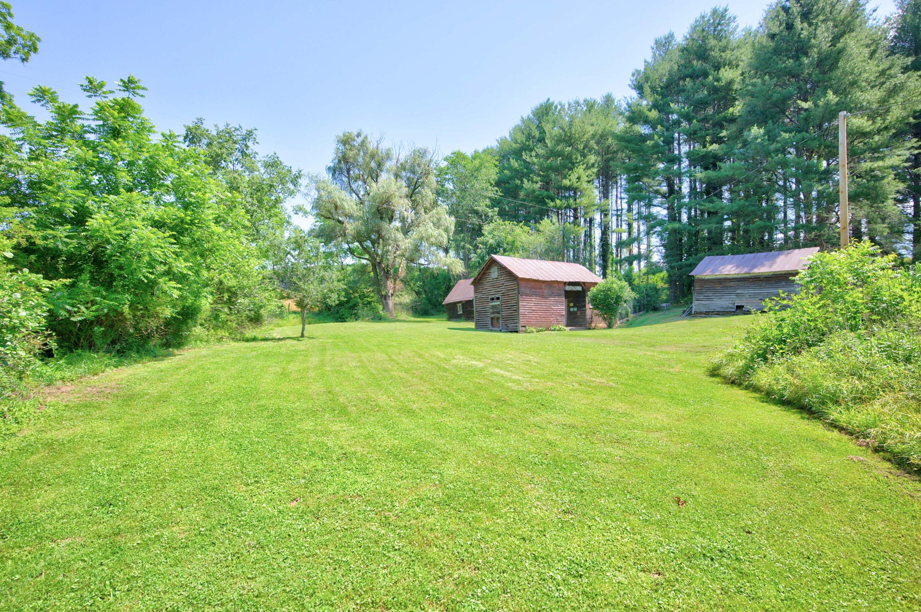 2067 Bethlehem Church Road Northeast Floyd, VA 24091 - Photo 100 of 116 floyd-111