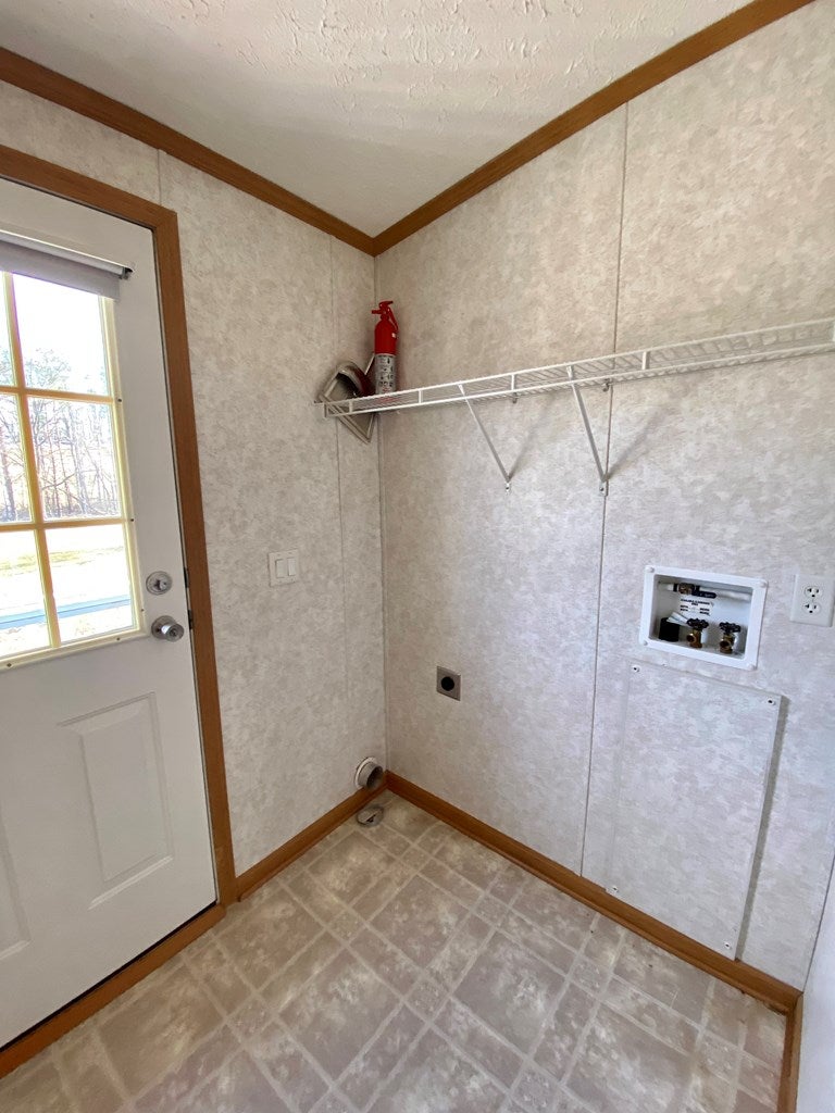 12933 Redstone Ridge Road Hesston, PA 16647 - Photo 25 of 46 Laundry Room with outside access