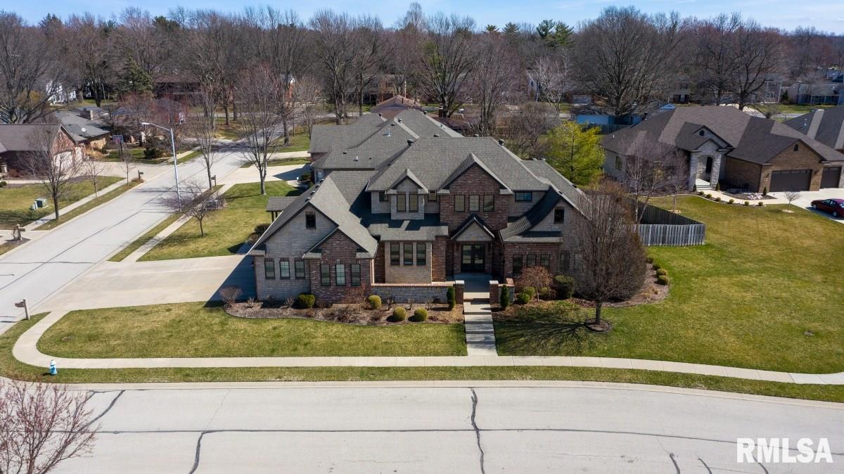 2216 Wydown Avenue Springfield, IL 62704 - Photo 2 of 47 Gallery Image 2