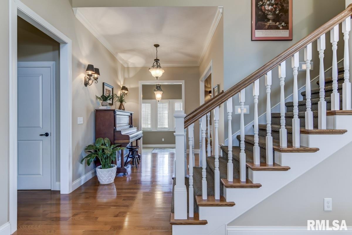 2216 Wydown Avenue Springfield, IL 62704 - Photo 7 of 47 Gallery Image 7
