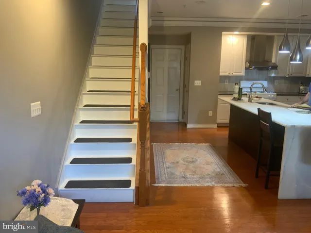 $445,000 | 589 Odendhal Avenue, Unit 589, Gaithersburg, MD 20877