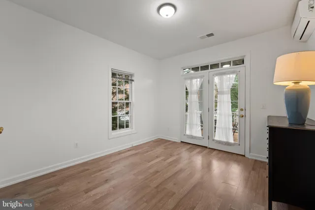 $445,000 | 589 Odendhal Avenue, Unit 589, Gaithersburg, MD 20877