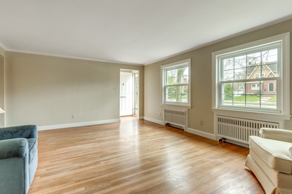 506 Brook Road Milton, MA 02186 - Photo 6 of 30 Gallery Image 6