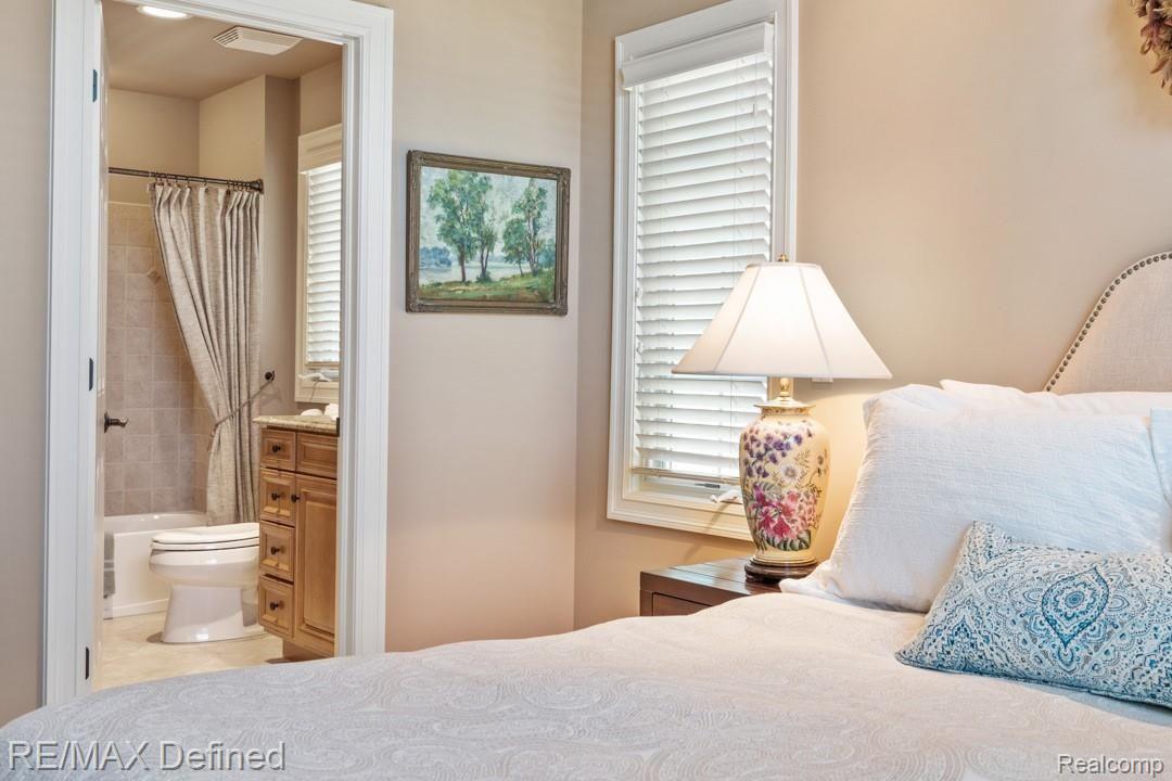 339 Ferndale Avenue Rochester, MI 48307 - Photo 40 of 64 339-Ferndale-Ave-42.jpg