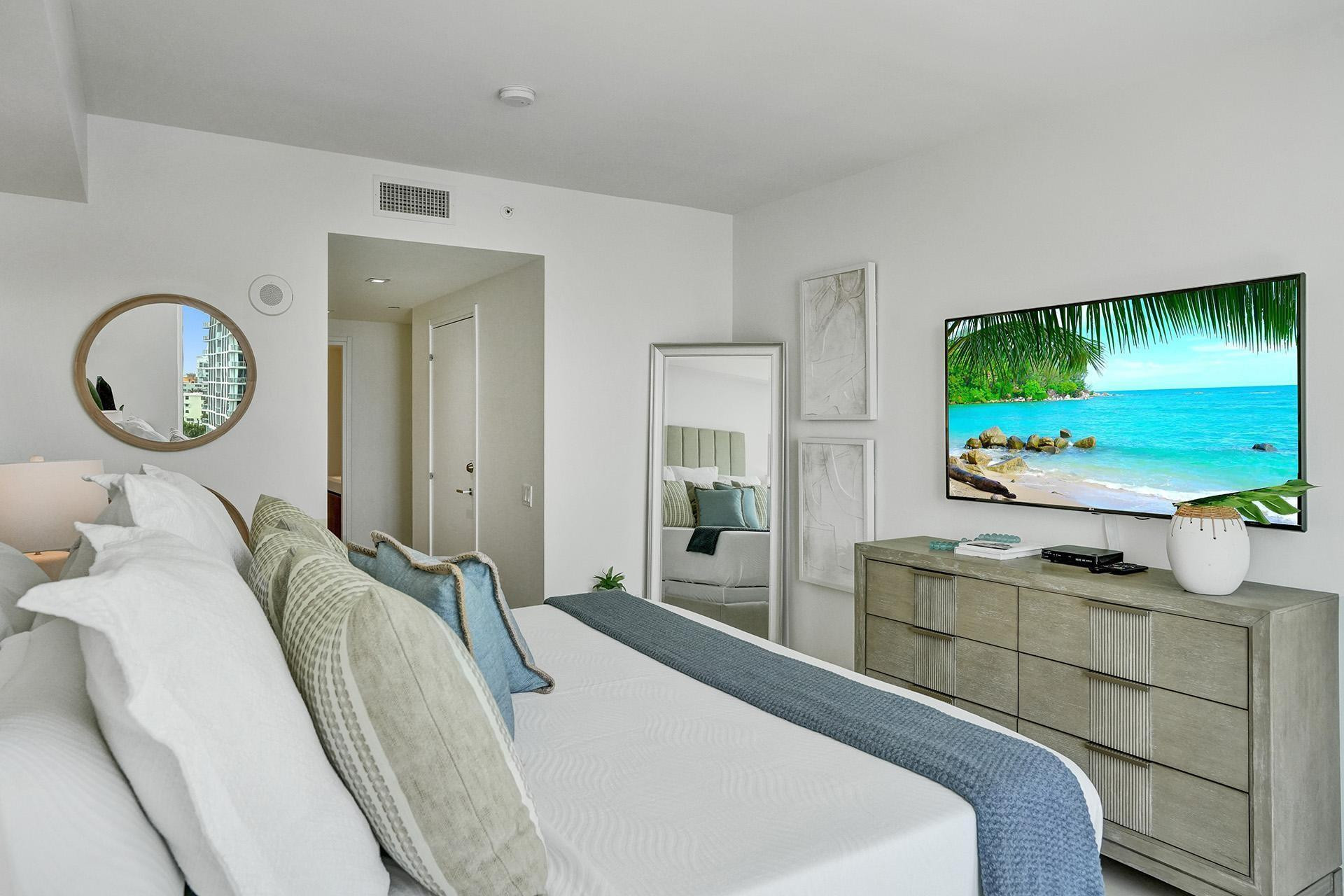 401 North Birch Road, Unit 702 Fort Lauderdale, FL 33304 - Photo 33 of 72 Photo 33