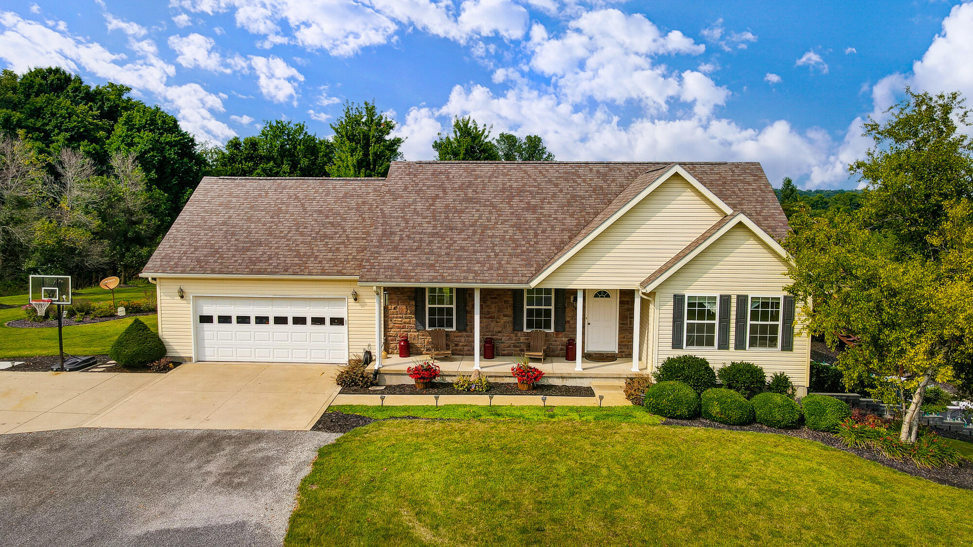 6102 Cable Road Cable, OH 43009 - Photo 4 of 88